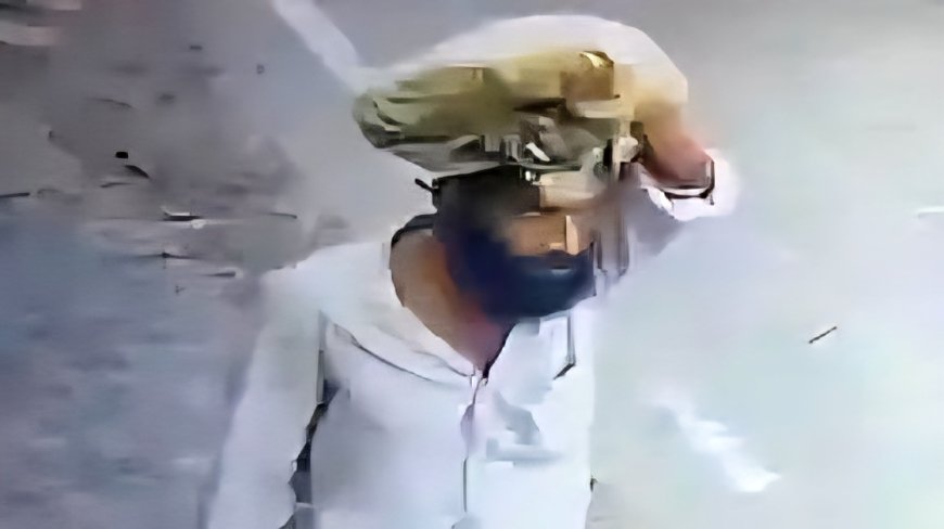 ഗോവിന്ദച്ചാമി എന്ന് വിളിച്ചതു കേട്ടപ്പോള് മതില് ചാടി പാഞ്ഞോടി’; ദൃക്സാക്ഷിയുടെ പ്രതികരണം