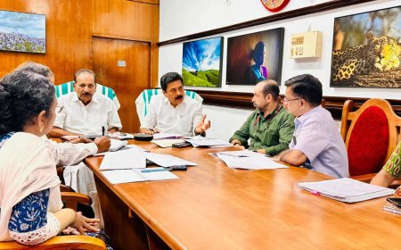 ഇടുക്കി മിനി സ്റ്റേഷന്‍ നിര്‍മാണത്തിന് മരം മുറിച്ചു നീക്കുന്ന നടപടികള്‍ ഉടന്‍ പൂര്‍ത്തിയാക്കാന്‍ ബഹു. വനം മന്ത്രി ശ്രീ. എ.കെ ശശീന്ദ്രന്‍ ഉന്നത വനം വകുപ്പ് ഉദ്യോഗസ്ഥര്‍ക്ക് നിര്‍ദേശം നല്‍കി.