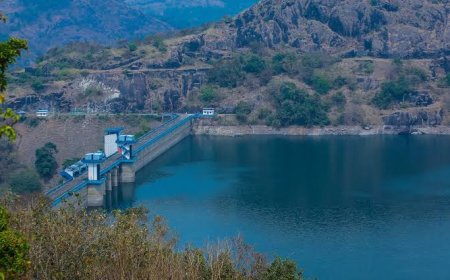 ഇടുക്കി ഡാം സന്ദർശകർക്കായി തുറന്നു കൊടുക്കുന്നു.