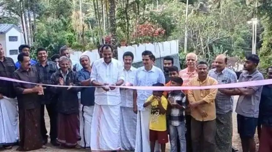 കട്ടപ്പന -കൊച്ചു തോവാള പുഞ്ചിരിക്കവല റോഡ് തുറന്നു