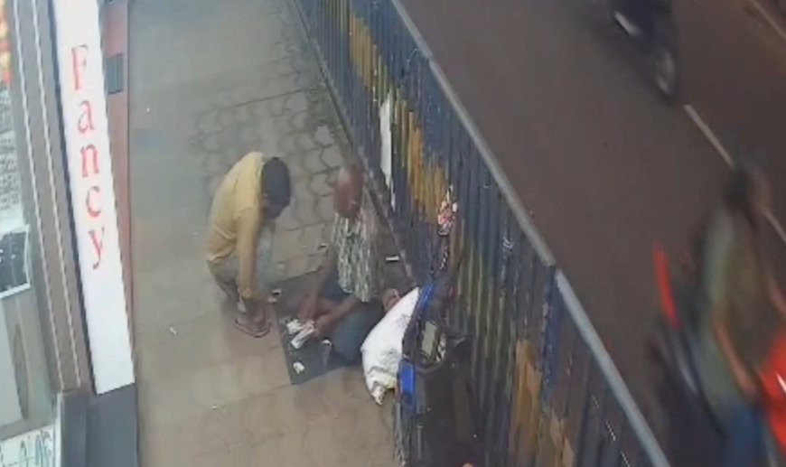 ലോട്ടറി വില്പനക്കാരനെ കബളിപ്പിച്ച് ഓണം ബംബർ തട്ടിയെടുത്തു