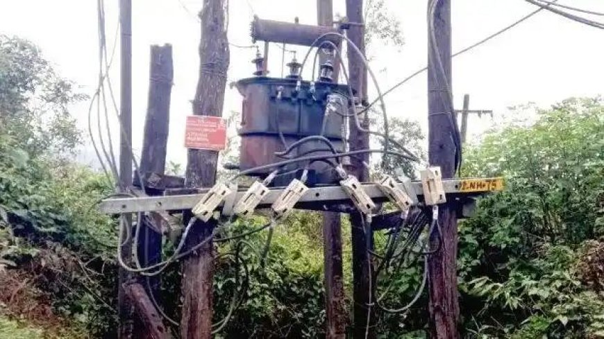 ട്രാൻസ്‌ഫോര്‍മര്‍ അപകടാവസ്ഥയില്‍