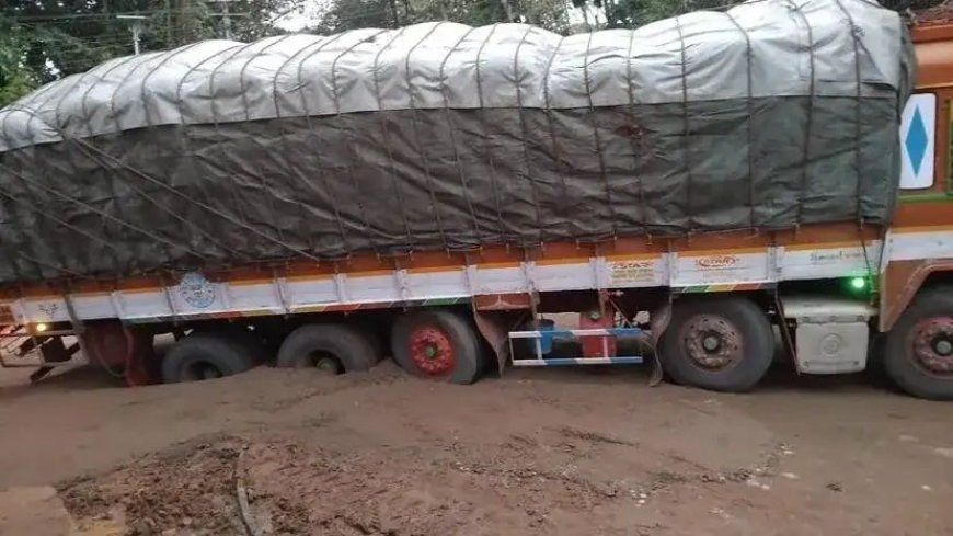 ജലജീവൻ മിഷൻ  : കുത്തിപ്പൊളിച്ച റോഡില്‍ വാഹനങ്ങള്‍ കുരുങ്ങുന്നത് സ്ഥിരം കാഴ്ച