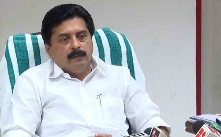 ജില്ലയില്‍ നടന്നു വരുന്ന കെട്ടിടങ്ങളുടെയും റോഡുകളുടെയും നിർമ്മാണ പ്രവർത്തനങ്ങള്‍ ഉടൻ പൂർത്തീകരിക്കണമെന്ന് ജലവിഭവ വകുപ്പ് മന്ത്രി റോഷി അഗസ്റ്റിൻ