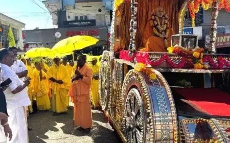 കിഴക്കൻ മേഖലാ ശിവഗിരി തീർഥാടന പദയാത്രയ്ക്ക് കട്ടപ്പനയില്‍ സ്വീകരണം നല്‍കി