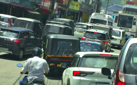 ഗതാഗതക്കുരുക്കില്‍ വീർപ്പുമുട്ടി കട്ടപ്പന