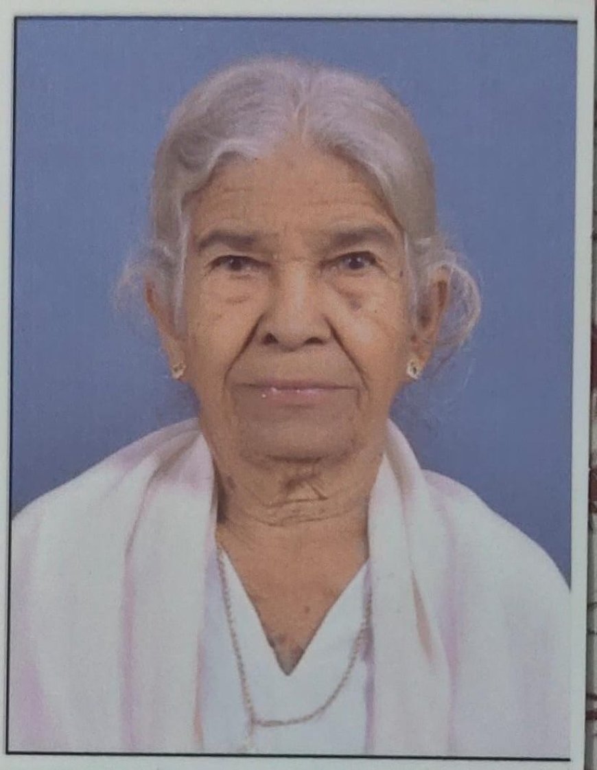 നിര്യാതയായി