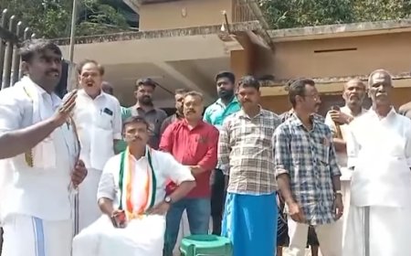 പീരുമേട് ആർആർടി ഓഫീസിന് മുന്നിൽ ജനപ്രതിനിധികളുടെ നേതൃത്വത്തിൽ  കുത്തിയിരിപ്പ് സമരം