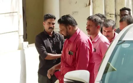 തന്ത്രി കണ്ഠരര് രാജീവര് അറസ്റ്റില്‍