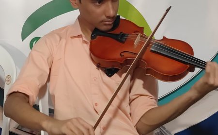 സംസ്ഥാന സ്കൂൾ കലോത്സവം : വയലിൻ വെസ്റ്റേൺ എ ഗ്രേഡ് നേടി ഹാരി ജോസഫ് പയസ്