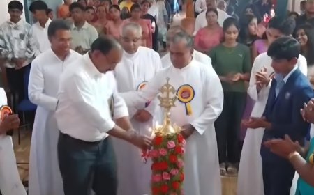 വാഴവര സെന്റ് മേരിസ് ഹൈസ്കൂളിന്റെ 47-ാം വാർഷികാഘോഷവും അധ്യാപക രക്ഷാകർത്യ ദിനാചരണവും യാത്രയയപ്പ് സമ്മേളനവും നടന്നു