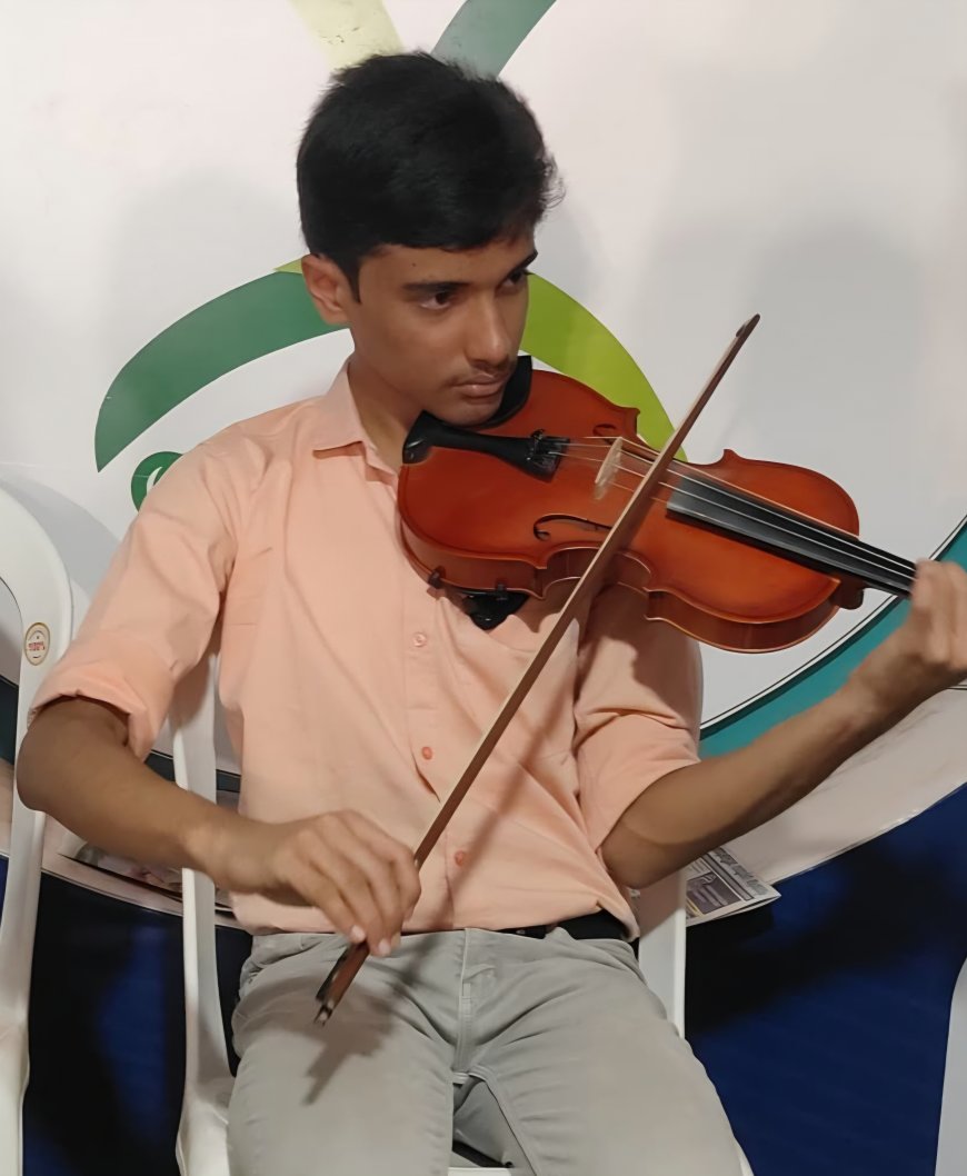 സംസ്ഥാന സ്കൂൾ കലോത്സവം : വയലിൻ വെസ്റ്റേൺ എ ഗ്രേഡ് നേടി ഹാരി ജോസഫ് പയസ്