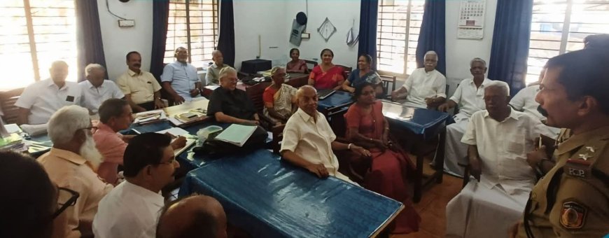 മുതിർന്ന പൗരന്മാർക്കായി റോഡ് സുരക്ഷാ അവബോധ ക്ലാസ് സംഘടിപ്പിച്ചു