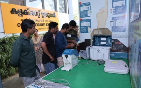 ജില്ലയിൽ വോട്ടുവണ്ടി പര്യടനം തുടങ്ങി