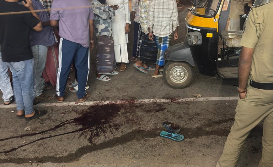 തൂക്കുപാലത്ത് കത്തി കുത്ത്