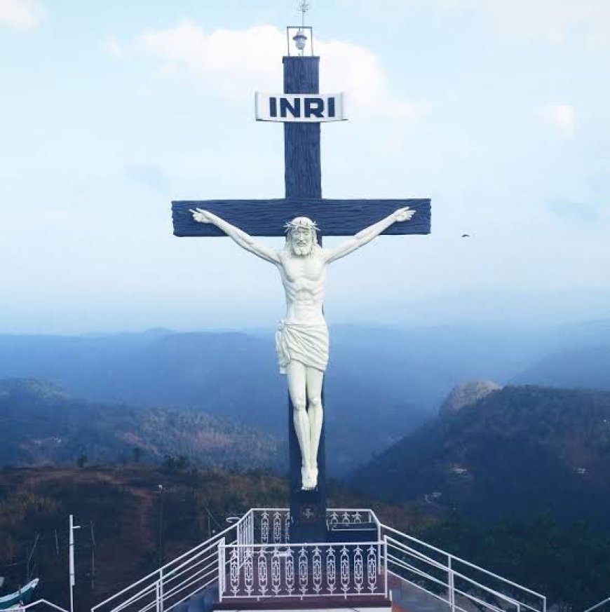 നാല്പതാം വെള്ളി: എഴുകുംവയൽ കുരിശുമലയിലേക്ക് കാൽനട തീർഥാടനം ആരംഭിച്ചു