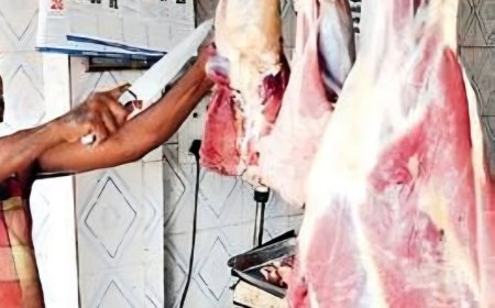 ഇരട്ടയാറിൽ ഇറച്ചിക്കടകളിൽ  ഈസ്റ്റർ കൊള്ള....