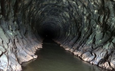 അഞ്ചുരുളിയിലേക്ക് വിനോദ സഞ്ചാരികളുടെ ഒഴുക്ക് : സുരക്ഷാ ഭീഷണിയും ഉയരുന്നു