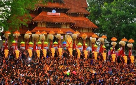 വെടിക്കെട്ടില്ലാതെ തൃശൂർ പൂരം