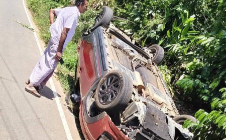 പെരുംതൊട്ടിയിൽ വാഹനാപകടം : നിസ്സാര പരിക്കുകളോടെ കുടുംബം രക്ഷപ്പെട്ടു