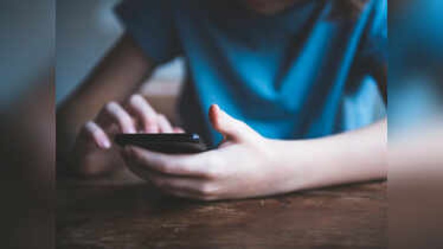 കുട്ടികളുടെ സ്ക്രീൻ ഉപയോഗത്തിന് നിയന്ത്രണം: നിയമം വേണമെന്ന് ബാലാവകാശ കമ്മീഷൻ
