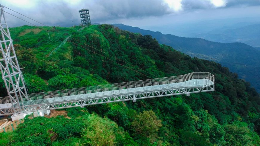 കിലോമീറ്ററുകൾ സഞ്ചരിച്ചെത്തുന്നവർക്ക് നിരാശ : വാഗമൺ ഗ്ലാസ് ബ്രിഡ്ജ് അടച്ചിട്ട് നാല് മാസം