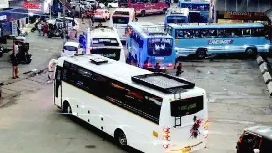 കട്ടപ്പന പുതിയ ബസ് സ്റ്റാന്റിൽ അഭ്യാസപ്രകടനം; ടൂറിസ്റ്റ് ബസുകൾ തടഞ്ഞ് പൊലീസ്