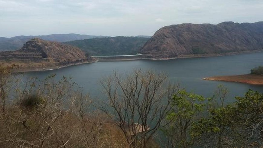 ഇടുക്കി ജലാശയത്തിലെ ജലനിരപ്പ് താഴുന്നു