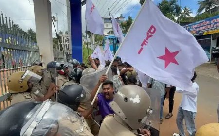 കട്ടപ്പന ഫെസ്റ്റ് വിവാദം: ഡി.വൈ.എഫ്‌.ഐ മാർച്ച് സംഘടിപ്പിച്ചു