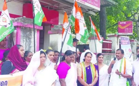 പാചക വാതക വിലവർധന : മഹിളാ കോൺഗ്രസ് പ്രതിഷേധ ധർണ നടത്തി