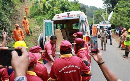 ജില്ലാ ദുരന്ത നിവാരണ അതോറിറ്റിയുടെ നേതൃത്വത്തിൽ മോക്ക് ഡ്രിൽ സംഘടിപ്പിച്ചു
