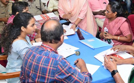 പട്ടികജാതി-പട്ടികഗോത്ര കമ്മീഷൻ അദാലത്ത്: 50 പരാതികൾക്ക് പരിഹാരം