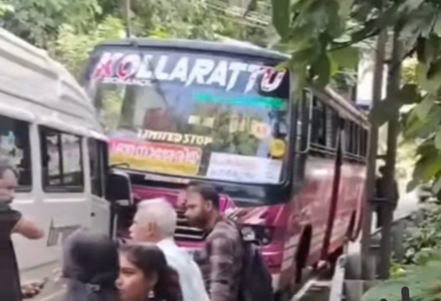 കെ.കെ റോഡിൽ ബസ്സും ട്രാവലറും കൂട്ടിയിടിച്ചു; യാത്രക്കാർക്ക് പരിക്കില്ല