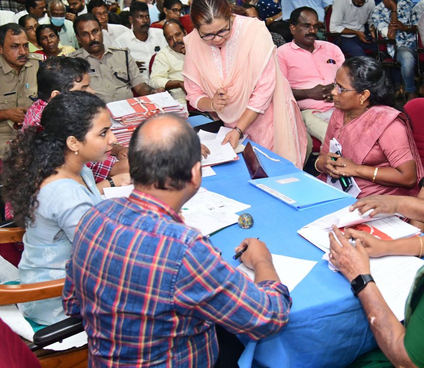 പട്ടികജാതി-പട്ടികഗോത്ര കമ്മീഷൻ അദാലത്ത്: 50 പരാതികൾക്ക് പരിഹാരം