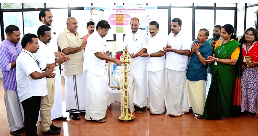 ഓണം ഖാദിമേളയ്ക്ക് തൊടുപുഴയിൽ തുടക്കമായി
