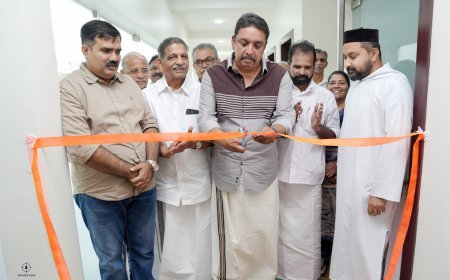 സമ്മാന മേശ’യുമായി KROSS ഡയാലിസിസ് സെന്റർ; ഡയാലിസിസ് രോഗികൾക്ക് ആവശ്യമായ സാധനങ്ങൾ സൗജന്യമായി തിരഞ്ഞെടുക്കാം