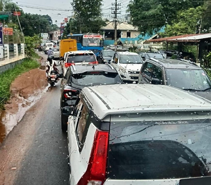 കോട്ടയം നഗരത്തിൽ രൂക്ഷമായ ഗതാഗതക്കുരുക്ക്