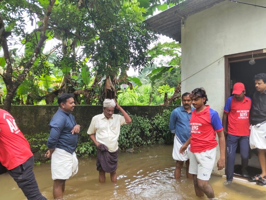 പ്രളയജലത്തിൽ കുടുങ്ങിയ നാല് കുടുംബങ്ങളെ ദുരിതാശ്വാസ ക്യാമ്പിലേക്ക് മാറ്റി