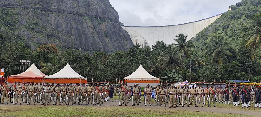 ജില്ലാതല സ്വാതന്ത്ര്യദിനാഘോഷം; മന്ത്രി അനൂപ് ജേക്കബ് ദേശീയ പതാക ഉയർത്തി
