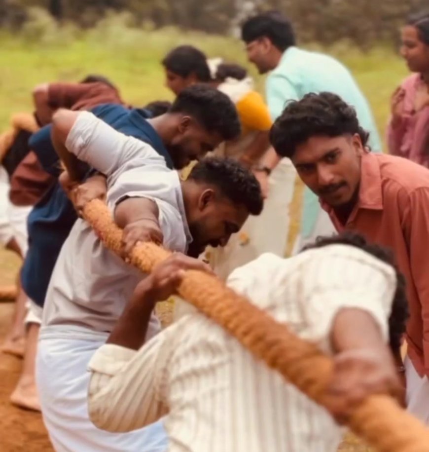 ഓണാഘോഷത്തിന്റെ നിറപ്പകിട്ടിൽ ജില്ലയിലെ സ്കൂൾ-കോളേജുകൾ