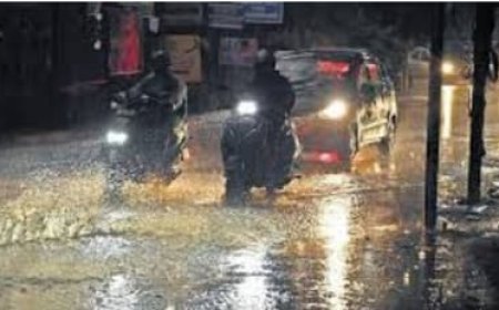 സംസ്ഥാനത്ത് കനത്ത മഴയും മണ്ണിടിച്ചിലും; ആറ് പേർ മരിച്ചു, അഞ്ച് പേരെ കാണാതായി