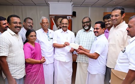 കെഎസ്ആർടിസിക്ക് ബസ് വാങ്ങുന്നതിനായി അങ്കമാലി മുക്കന്നൂർ സ്വദേശി ജോസ് 40 ലക്ഷം രൂപ സംഭാവന നൽകി