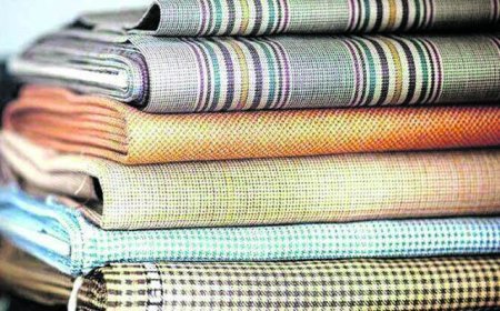 ഗാന്ധിജയന്തി: ഖാദി വസ്ത്രങ്ങൾക്ക് 30 ശതമാനം വരെ റിബേറ്റ്