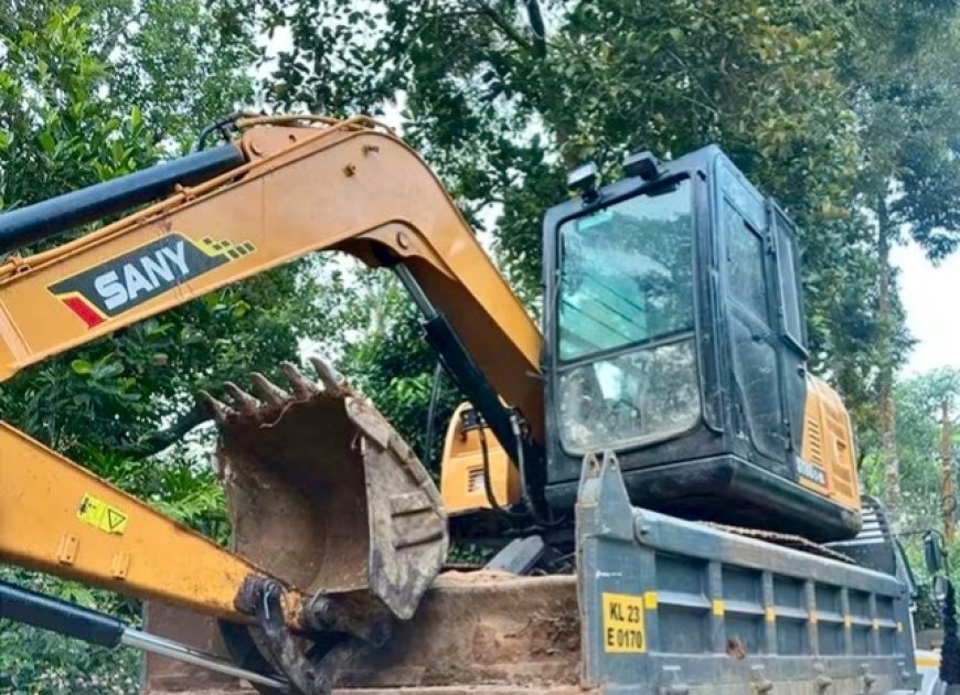 ശാന്തൻപാറയിൽ വനംവകുപ്പ് സീൽ ചെയ്ത മണ്ണുമാന്തി യന്ത്രങ്ങൾ കടത്താൻ ശ്രമം; ഒരെണ്ണം പിടികൂടി
