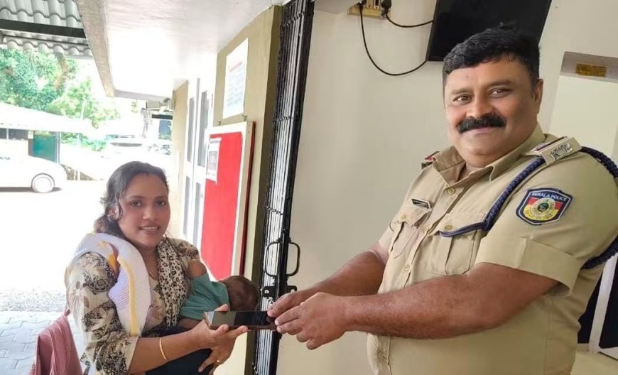 നഷ്ടപ്പെട്ട മൊബൈൽ ഫോൺ 15 മിനിറ്റിനകം കണ്ടെത്തി ഉടമയ്ക്ക് കൈമാറി വണ്ടിപ്പെരിയാർ പോലീസ്