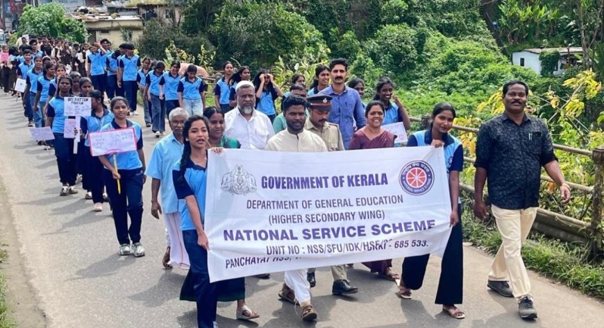 വണ്ടിപ്പെരിയാർ പഞ്ചായത്ത് ഹയർ സെക്കൻഡറി സ്കൂൾ എൻ.എസ്.എസ്. യൂണിറ്റിന്റെ നേതൃത്വത്തിൽ ‘ഓപ്പറേഷൻ തൂഫാൻ കമാൻഡോ’ പ്രഖ്യാപനം നടത്തി