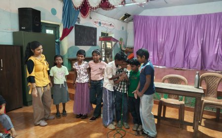 റേഡിയോ കാഞ്ചിയാറിൽ കുട്ടികൾക്ക് പരിശീലനം നൽകി  റേഡിയോ ജോക്കി ട്രീസ ജോസഫ്