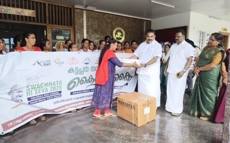 കട്ടപ്പന നഗരസഭയുടെ ആർ.ആർ.ആർ സെന്ററിന്റെ നേതൃത്വത്തിൽ ഗുണഭോക്താക്കൾക്ക്  ഉപകരണങ്ങൾ വിതരണം ചെയ്തു