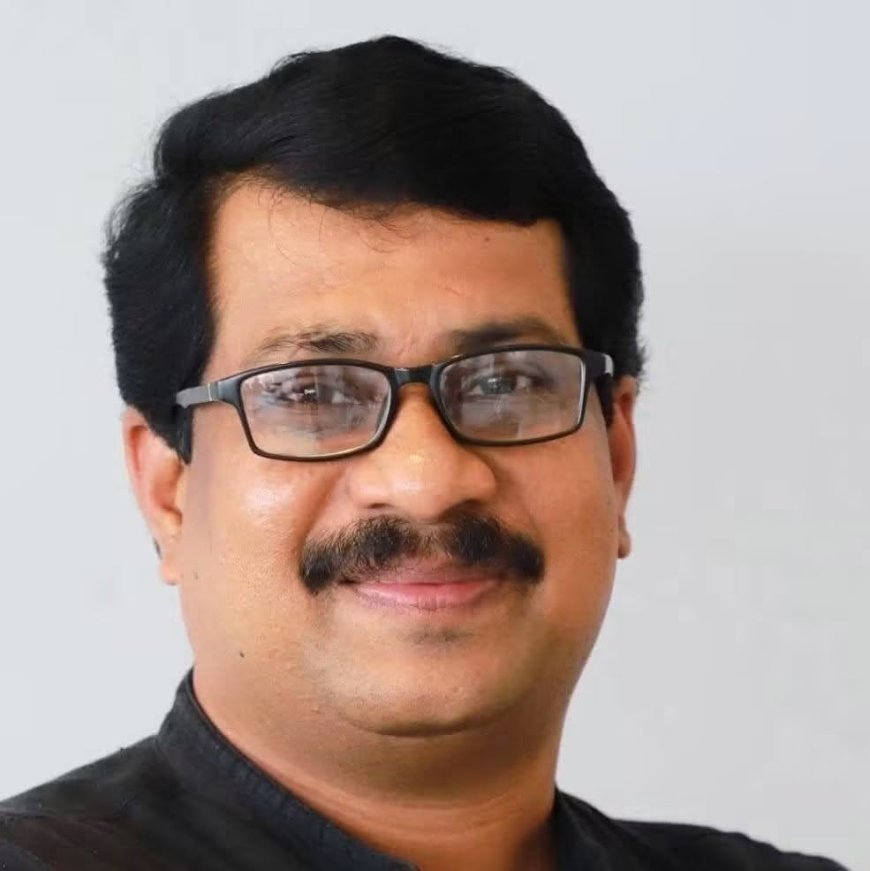 ടി. സതികുമാർ ഇടുക്കി ജില്ലാ ഇൻഫർമേഷൻ ഓഫീസർ