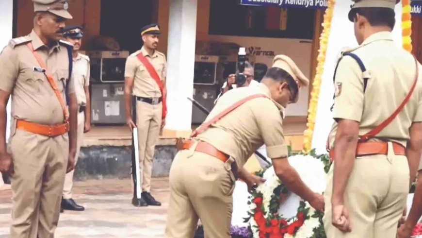 ഇടുക്കിയിൽ പൊലീസ് സ്മൃതിദിനം ആചരിച്ചു
